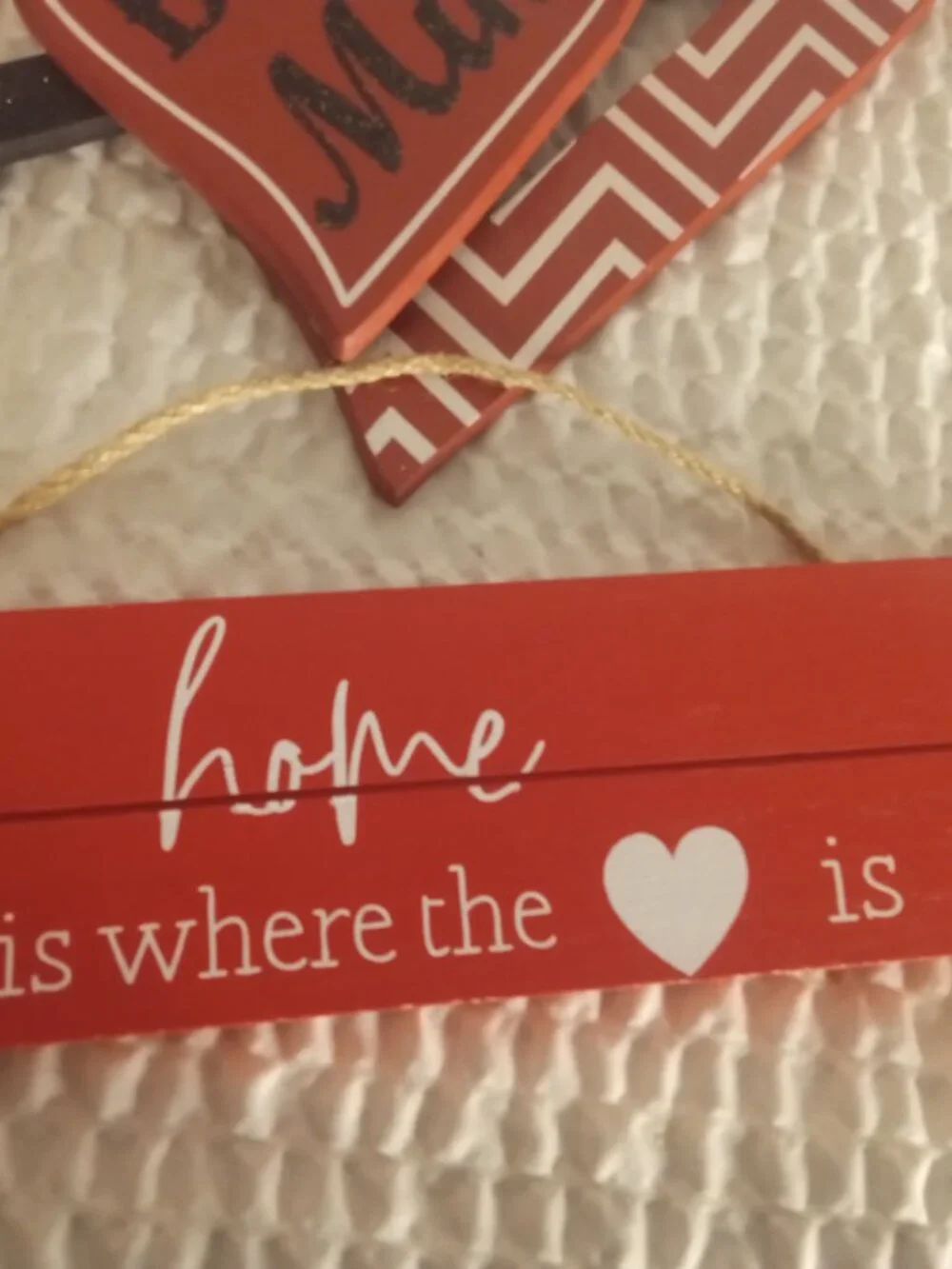 Bundle Valentine's Day Wood Hanging Wall Decorations (2)